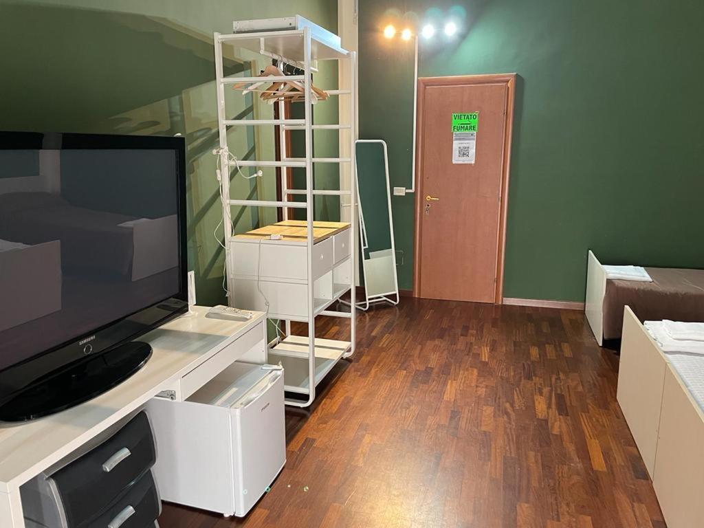 Locami Holiday&Rooms Suite Jolanda 卡塔尼亚 外观 照片